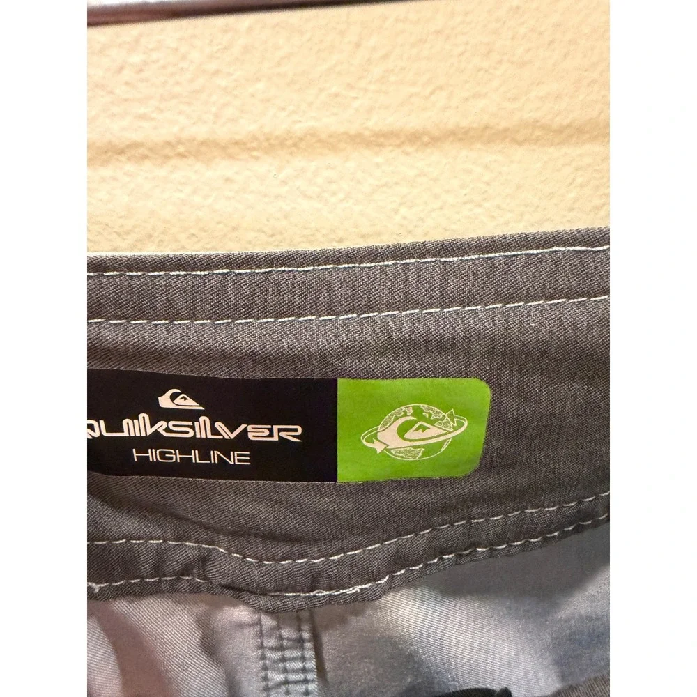 Quiksilver Highline Mens Blue Tie Dye Board Shorts Swim Trunks Size 40
